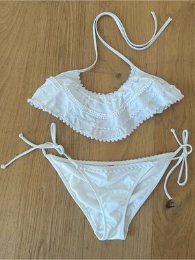 VICTORIA’S SECRET White String Crochet Detailed Halter Bikini Set